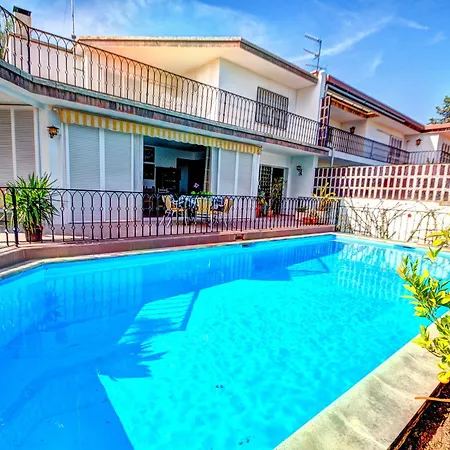 Ferran Apartment
