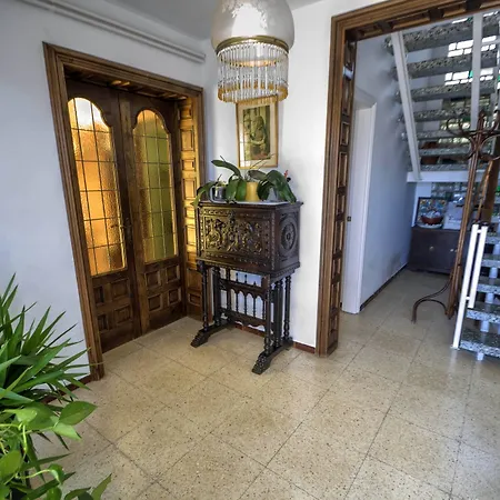 Ferran Apartment